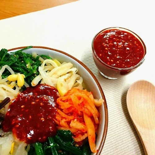 맛있는 비빔밥 먹으려면  비빔밥 고추장이 중요해요 ~