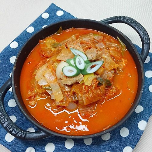 돼지고기 김치찌개 ~ 머리속에 그려지는~ 그 맛이야 ~ !