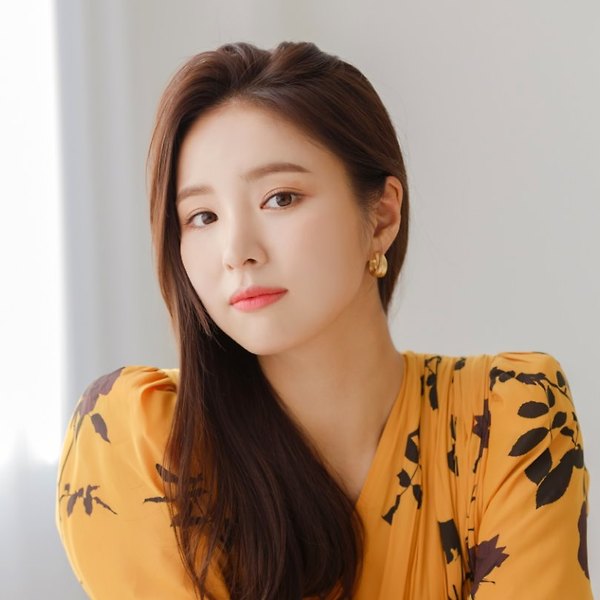 [HD] 신세경(Shin Sae-kyeong) 드라마 '신입사관 구해령' 인터뷰 2 고화질 화보
