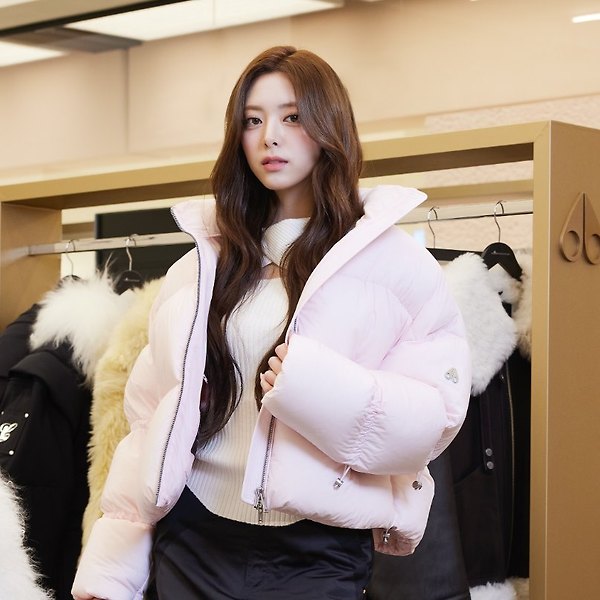 [HD] ITZY(있지) 유나(Yuna) 무스너클 현대백화점 판교점 오픈 행사 고화질 화보