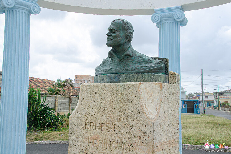 [쿠바] 헤밍웨이(Hemingway) 동상