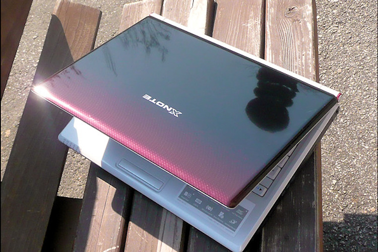 XNOTE R410 - 노트북이 커서 좋은 점과 나쁜 점 고찰하기