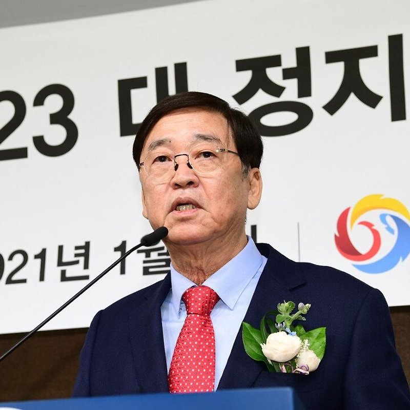 레이븐의 KBO 칼럼: 정지택 총재는 사퇴하라 - 사상 초유의 리그 중단, 내로남불 엿가락 매뉴얼