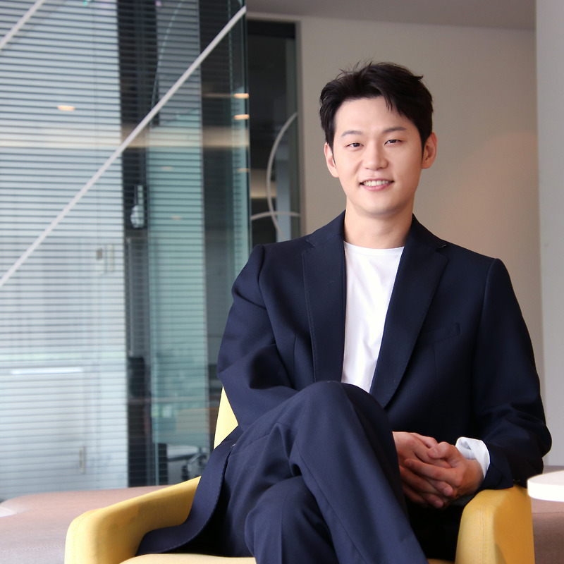 이학주 나이 배우 학력 고향 데뷔 가족 프로필 알아보기