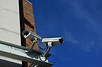 CCTV 안내판 설치시 출입구의 의미