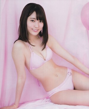 HKT48 Sakura Miyawaki Smile with Sakura on Bomb Magazine