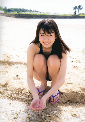 HKT48 Hana Matsuoka Renacchi Sousenkyo 16colors Photo Album Preview
