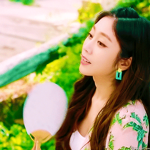 180701 “여름 한 조각 (Wag-zak)” MV [12 PICS]