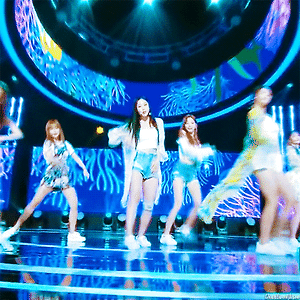 180630 MBC 쇼 음악중심 러블리즈 [5 PICS]