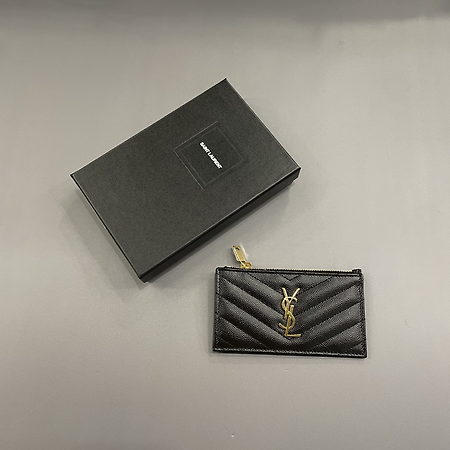 [천안 명품샵 부오노] 생로랑 모노그램 금장 로고 지퍼 카드 지갑 (블랙)