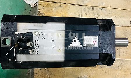 YASKWA SERVO MOTOR (SGMB-3ZASA)