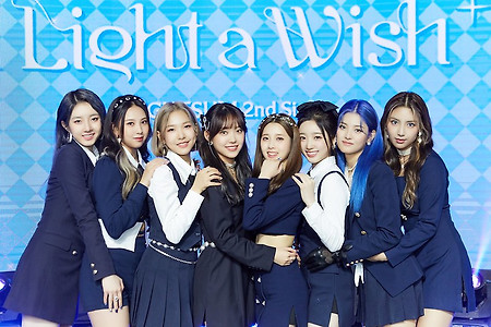 LIGHTSUM(라잇썸) 두 번째 싱글 'Light a Wish(라잇 어 위시)' 발매 기념 쇼케이스 사진 고화질