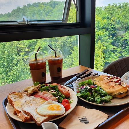 [카페리뷰] 🥐용인 빵지순례 브런치카페 브레드쿠쿰🥗