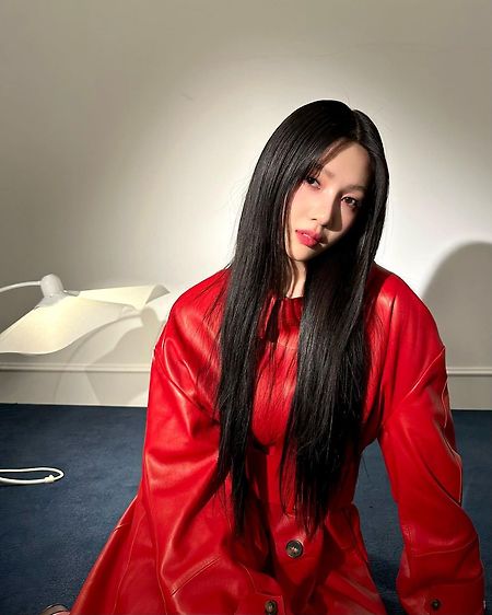 Red Velvet (레드벨벳) 조이 '마리 끌레르 (Marie Claire)' 화보 촬영 비하인드