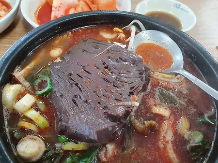 한국인 호불호 갈리는 국밥
