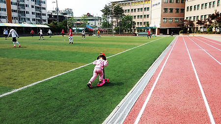 이사가서, 중곡초등학교