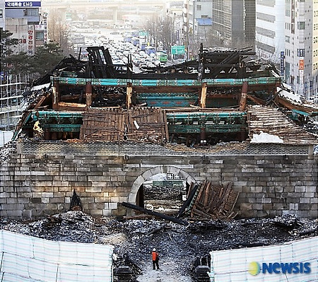 넘어가려 했는데...