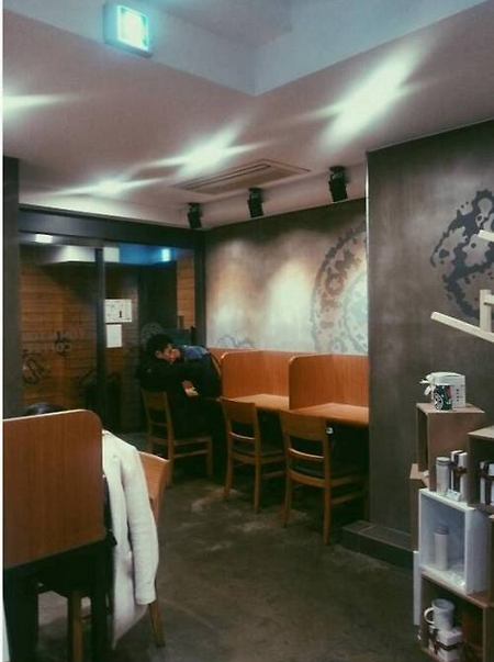 카페에 공부족이 하도 많아서