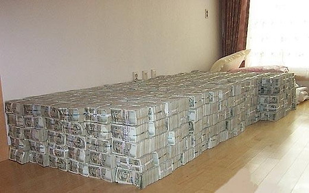 Show me the Money!!!