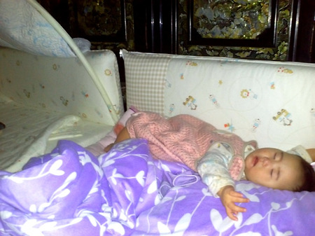 떡실신 (생후 8개월)