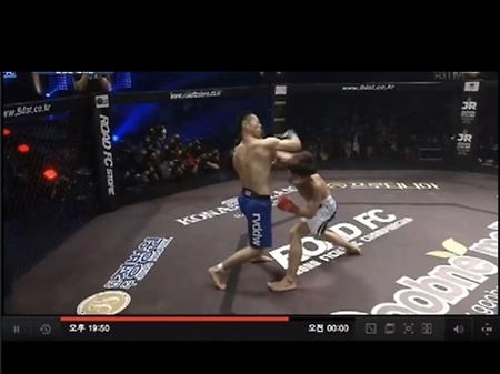 [ROAD FC014]윤형빈 타카야 츠쿠다 경기결과(윤형빈 승리)