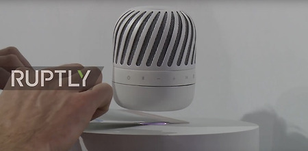 CES2017에 소개 된 LG전자 공중부양 포터블 스피커~(PJ9)
