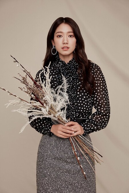 박신혜(Park Shin-hye) 모조에스핀 2020 가을 컬렉션 화보② 고화질
