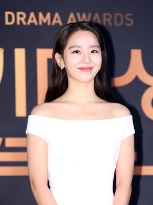 Shin Hye-sun(신혜선) '2019 KBS 연기대상' 레드카펫 행사 사진 고화질