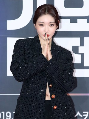 Chungha(청하) '2019 SBS 가요대전' 레드카펫 행사 사진 고화질