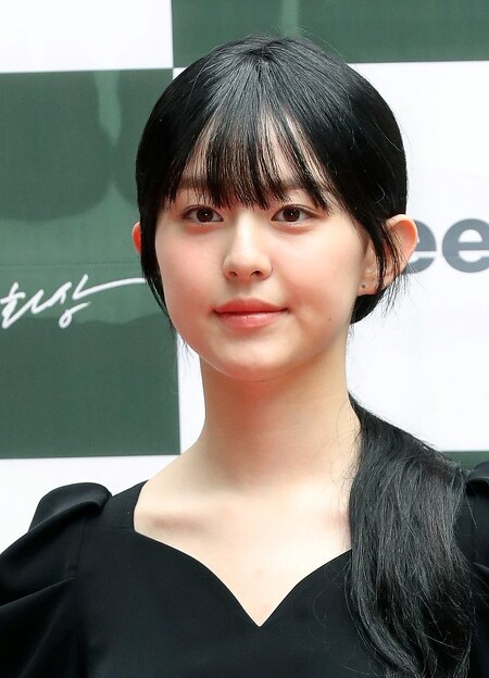 박지후(Park Ji-hu) 제 8회 들꽃영화상 시상식 레드카펫 사진 고화질