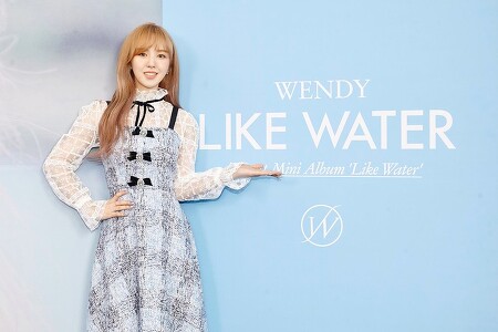 레드벨벳(Red Velvet) 웬디(WENDY) 1번째 솔로앨범 'Like Water' 발매 기념 쇼케이스 사진 고화질