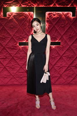 박민영(Park Min-young) 밀라노 패션위크 토즈 2020 FW 컬렉션 사진 고화질
