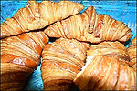 승리(勝利)를 기념하는 빵 크루아상 ( CROISSANT )