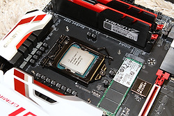 i7 6700K 오버클러킹 기가바이트 G1 Gaming7 TRIDENT Z 조합