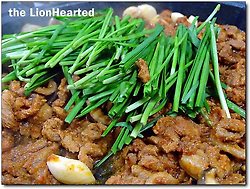 만덕 나의살던고향가든, 족구장, 노래방 시설과 오리백숙에서부터 오리숯불구이까지