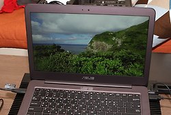 아수스 젠북 UX305F 리뷰 코어M 사용한 무소음 노트북