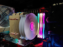 게일램 DDR4 메모리 GeIL DDR4 16GB PC-25600 CL14 SUPER LUCE RGB Sync