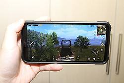 V40 성능 벤치마크 배틀그라운드 모바일 후기 총평