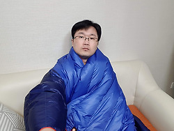 라디샤인 라킨 USB 발열 구스다운 블랭킷 겨울 캠핑용 실내에서도 너무 좋아