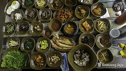 제주시 맛집, 30가지 반찬에 만원 보리밥집