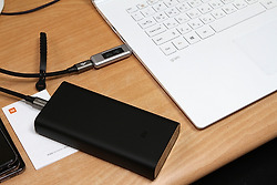 샤오미 보조배터리 20000 신형 4세대 정확히는 3세대 2019년형