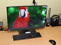 델 옵티플렉스 7760 AIO 6코어 확장 가능한 올인원PC 리뷰