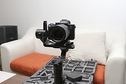 미러리스 DSLR 카메라 짐벌 페이유 AK4000 후기