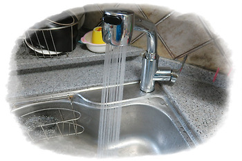 싱크대 수도꼭지 교체방법