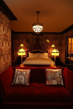 레스케이프 호텔 단상 L'Escape Hotel