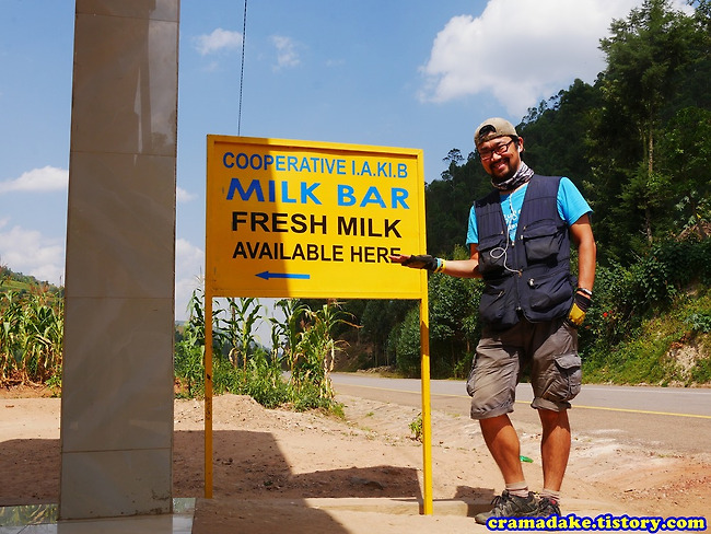 자전거 세계여행 ~2657일차 : 르완다 인간 멧돼지와 한판 승부