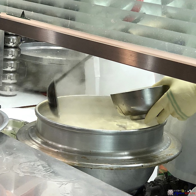 일본인 관광객들이 좋아한다는 국밥집, 무교동 북어국집 [무교동맛집]